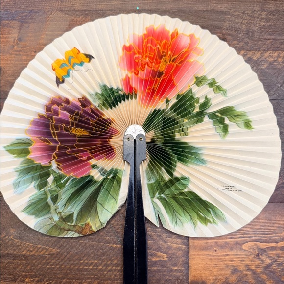 people’s rebublic of china Other - Vintage People’s Republic Of China Paper And Metal Folding Fan